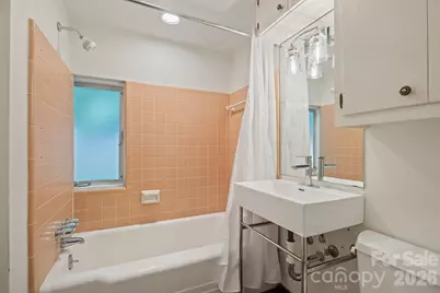 220 30th Avenue NW, Hickory, NC 28601 - Photo 30