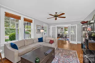 70 St Dunstans Cir, Asheville, NC 28803 - Photo 6