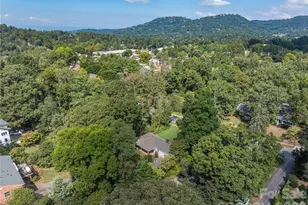 111 Gracelyn Rd, Asheville, NC 28804 - Photo 30