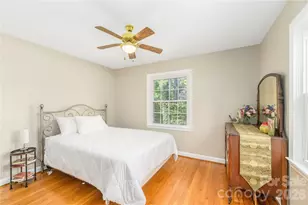 111 Gracelyn Rd, Asheville, NC 28804 - Photo 16