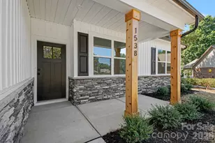 1538 34th Ave Ln NE, Hickory, NC 28601 - Photo 4