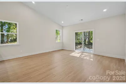 1538 34th Avenue Lane NE, Hickory, NC 28601 - Photo 10