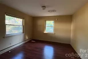 506 Whisnant St, Shelby, NC 28150 - Photo 4