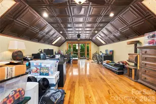 237 Murdock Rd, Bakersville, NC 28705 - Photo 22