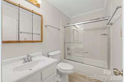 6240 Round Hill Road, Charlotte, NC 28211 - Photo 16