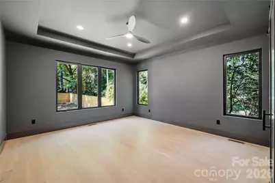 1433 N Sharon Amity Road, Charlotte, NC 28211 - Photo 14
