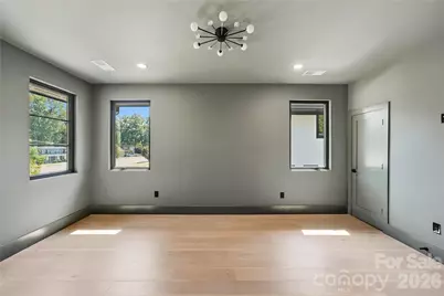 1433 N Sharon Amity Road, Charlotte, NC 28211 - Photo 28