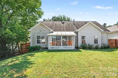 3618 Sipes Lane, Charlotte, NC 28269 - Photo 24