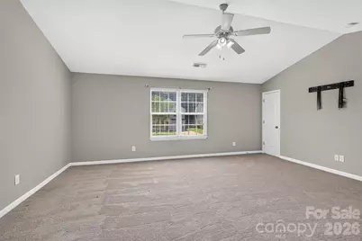 1200 Catawba Run, Lowell, NC 28098 - Photo 20