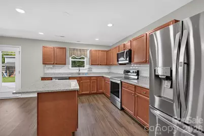 1200 Catawba Run, Lowell, NC 28098 - Photo 16