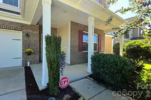 2669 Southern Trace Dr, Waxhaw, NC 28173 - Photo 4