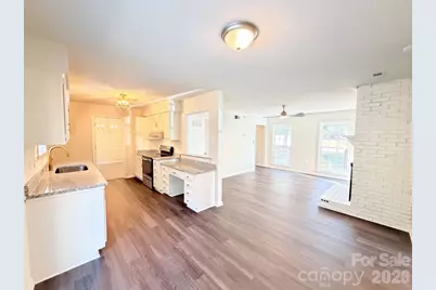 8431 Mission Hills Road, Charlotte, NC 28227 - Photo 2