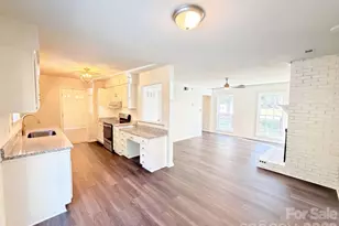 8431 Mission Hills Rd, Charlotte, NC 28227 - Photo 2