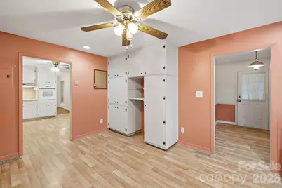 1536 Nottingham Drive, Newton, NC 28658 - Photo 16