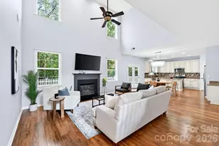 9 Carraway Ct, Asheville, NC 28804 - Photo 6