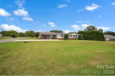 2468 Old Mountain Road, Statesville, NC 28625 - Photo 2