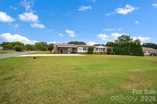 2468 Old Mountain Rd, Statesville, NC 28625 - Photo 2