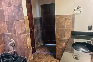 300 W 5th St, Charlotte, NC 28202 - Photo 8