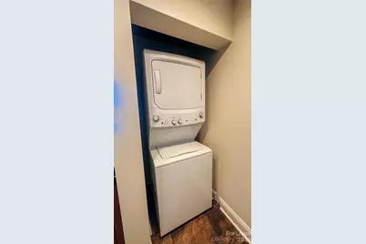 300 W 5th Street, Charlotte, NC 28202 - Photo 16