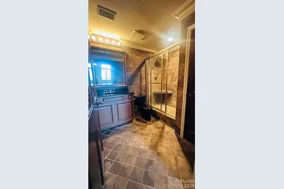 300 W 5th Street, Charlotte, NC 28202 - Photo 14