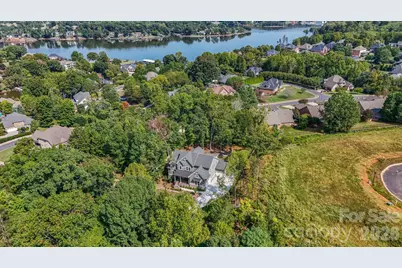 80 42nd Avenue Drive NW, Hickory, NC 28601 - Photo 2