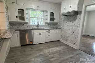 1900 Peachtree St, Winston Salem, NC 27107 - Photo 4