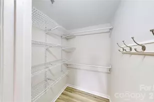 525 Olmsted Park Pl, Charlotte, NC 28203 - Photo 20