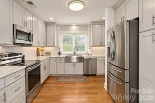 3789 Rock Bridge Dr NE, Conover, NC 28613 - Photo 6