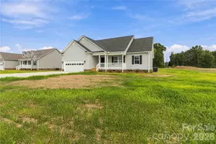 114 Mason Tanner Ct, Rock Hill, SC 29730 - Photo 2