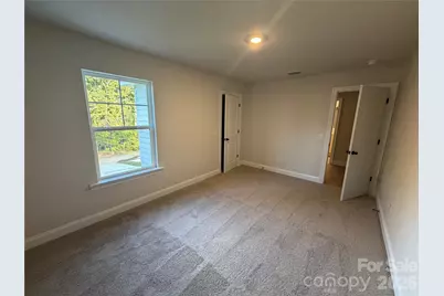 552 Carolyn Lane, Charlotte, NC 28213 - Photo 22