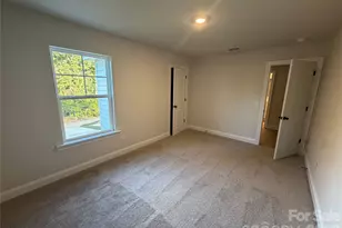 552 Carolyn Ln, Charlotte, NC 28213 - Photo 22