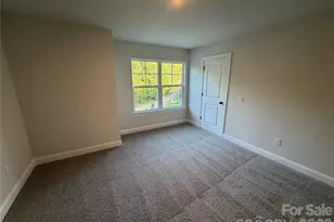 552 Carolyn Ln, Charlotte, NC 28213 - Photo 32