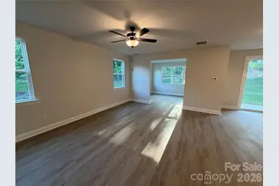 552 Carolyn Lane, Charlotte, NC 28213 - Photo 40
