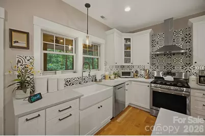 124 Beechmont Drive, Morganton, NC 28655 - Photo 12