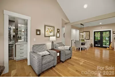 124 Beechmont Drive, Morganton, NC 28655 - Photo 2