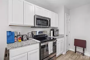 5413 Esther Ln, Charlotte, NC 28214 - Photo 10