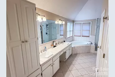 1740 29th Avenue Place NE, Hickory, NC 28601 - Photo 36