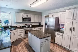 1740 29th Ave Pl NE, Hickory, NC 28601 - Photo 16