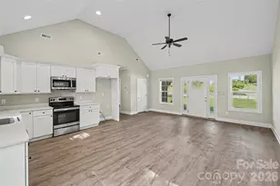 161 Ole Eastpointe Dr, York, SC 29745 - Photo 2