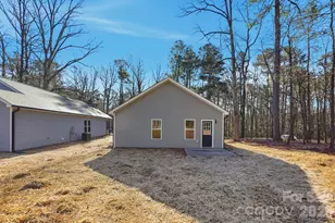 210 Bennett St, Wadesboro, NC 28170 - Photo 24