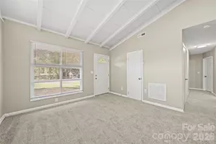 4821 Northaven Dr, Charlotte, NC 28206 - Photo 6