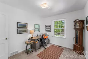 19 Wilburn Rd, Asheville, NC 28806 - Photo 18