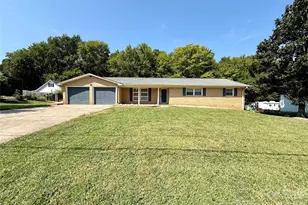 213 Lakeview Dr, Harrisburg, NC 28075 - Photo 1