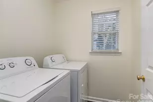 11320 Hunters Landing Dr, Charlotte, NC 28273 - Photo 22