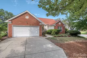 11320 Hunters Landing Dr, Charlotte, NC 28273 - Photo 2