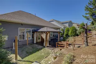 10025 St Kitts Landing Ln, Charlotte, NC 28278 - Photo 32