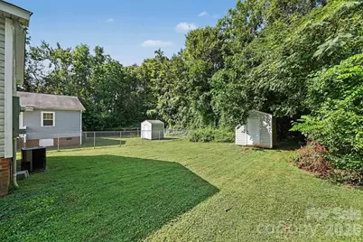 619 Pennsylvania Avenue, Charlotte, NC 28216 - Photo 26