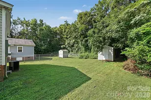 619 Pennsylvania Ave, Charlotte, NC 28216 - Photo 26
