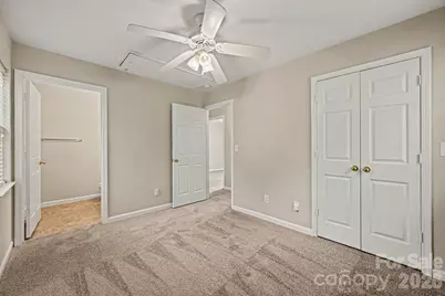 619 Pennsylvania Avenue, Charlotte, NC 28216 - Photo 20