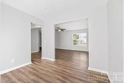 5731 Laborde Avenue, Charlotte, NC 28269 - Photo 4